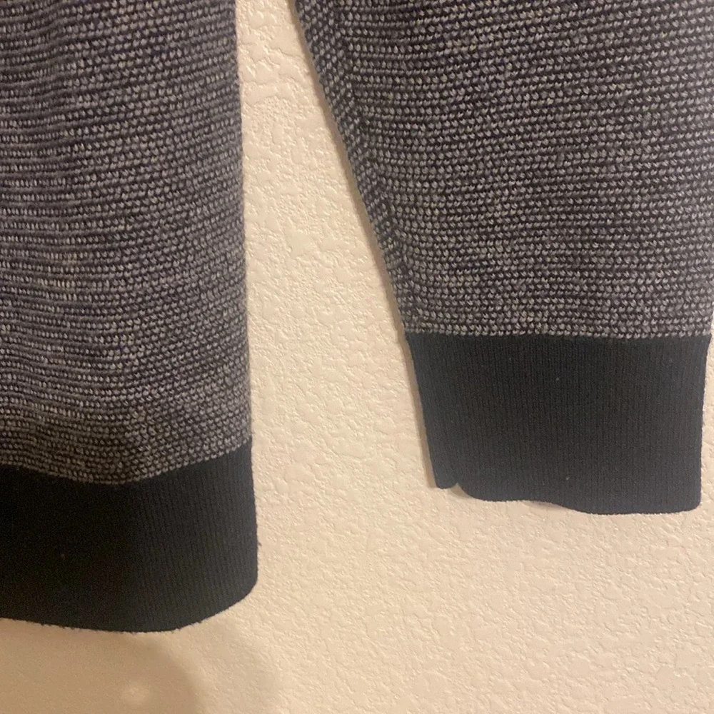 UNTUCKit Men's Charcoal Zip-Up Sweater